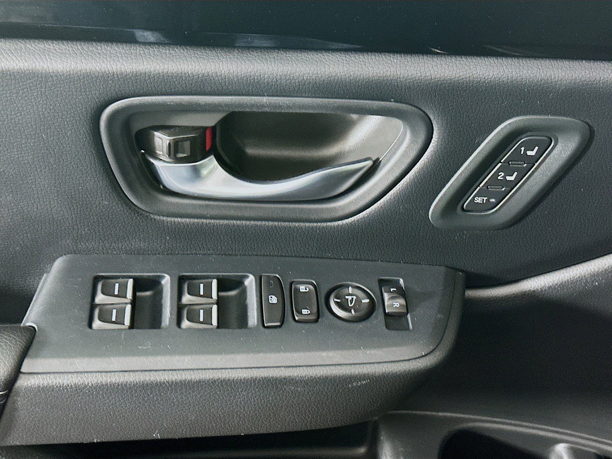 Used 2024 Honda Pilot EX-L image 15