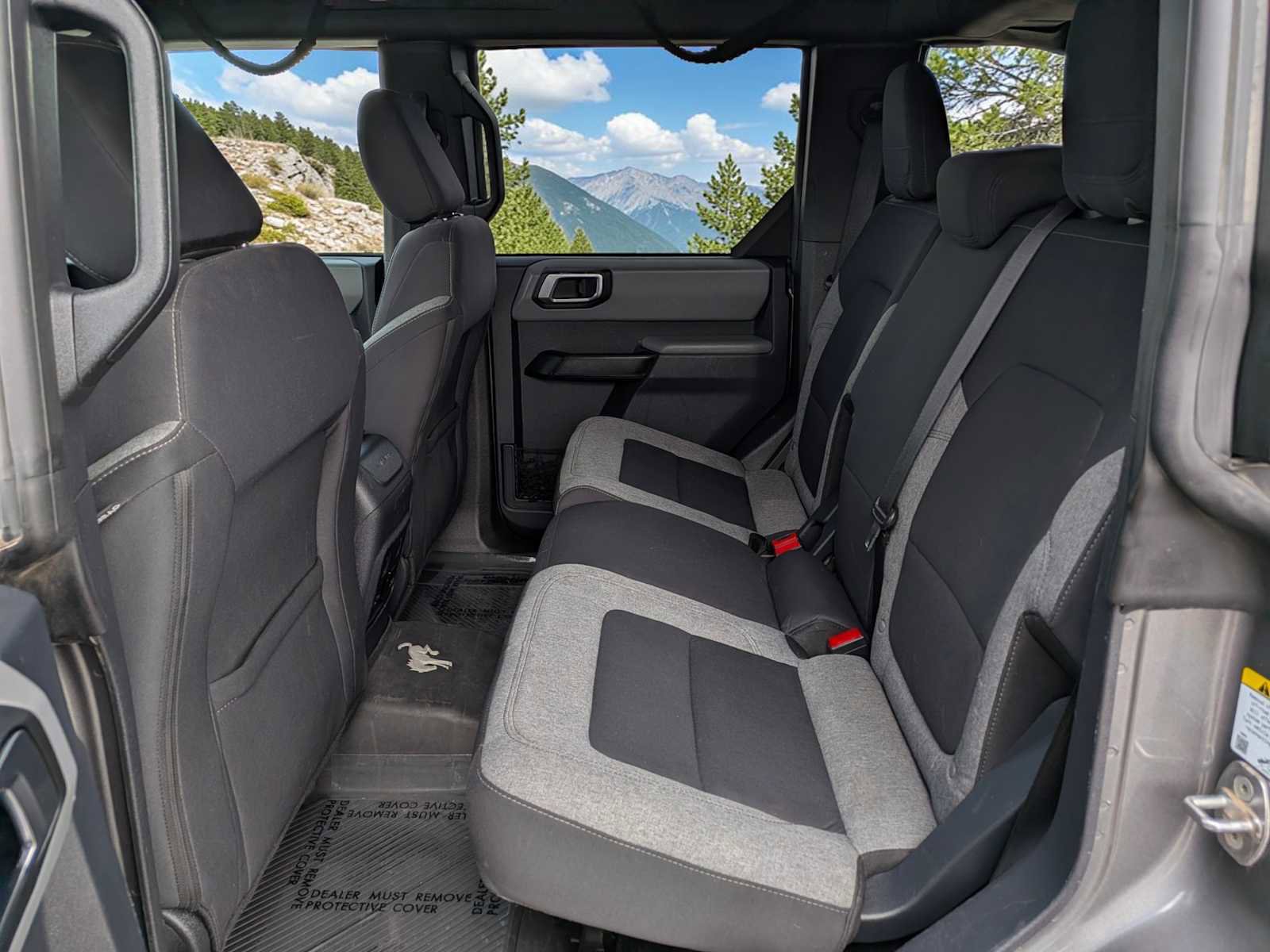 Used 2021 Ford Bronco Big Bend w/ Sasquatch Package AWD/4WD image 18