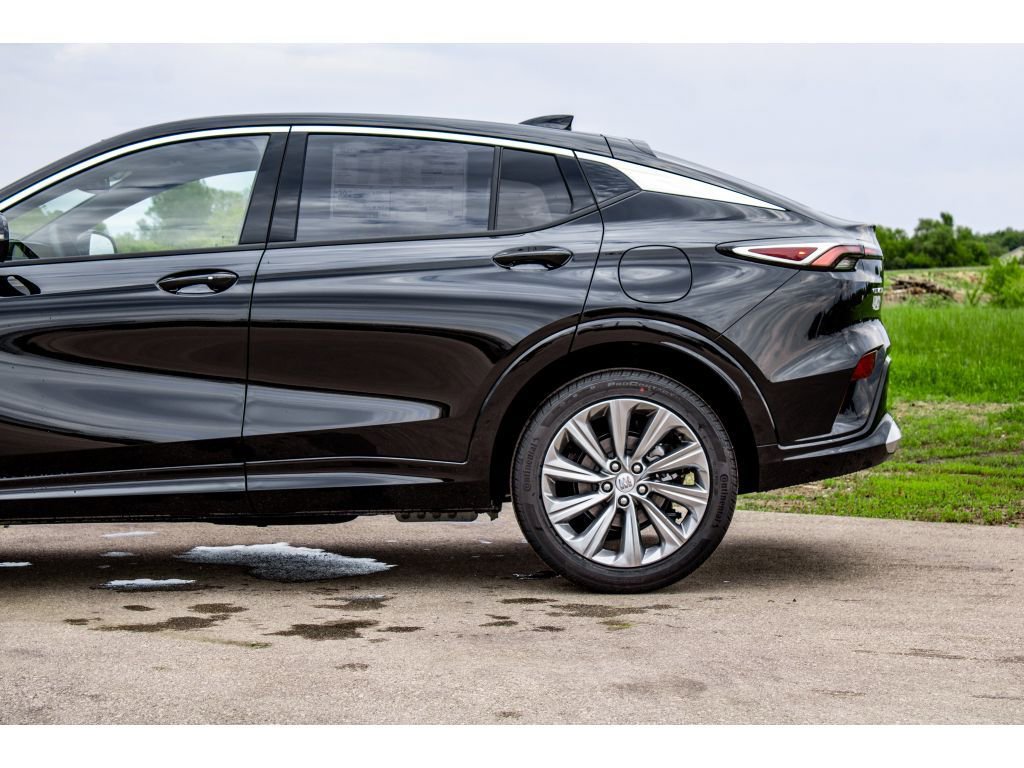 New 2025 Buick Envista Avenir image 39