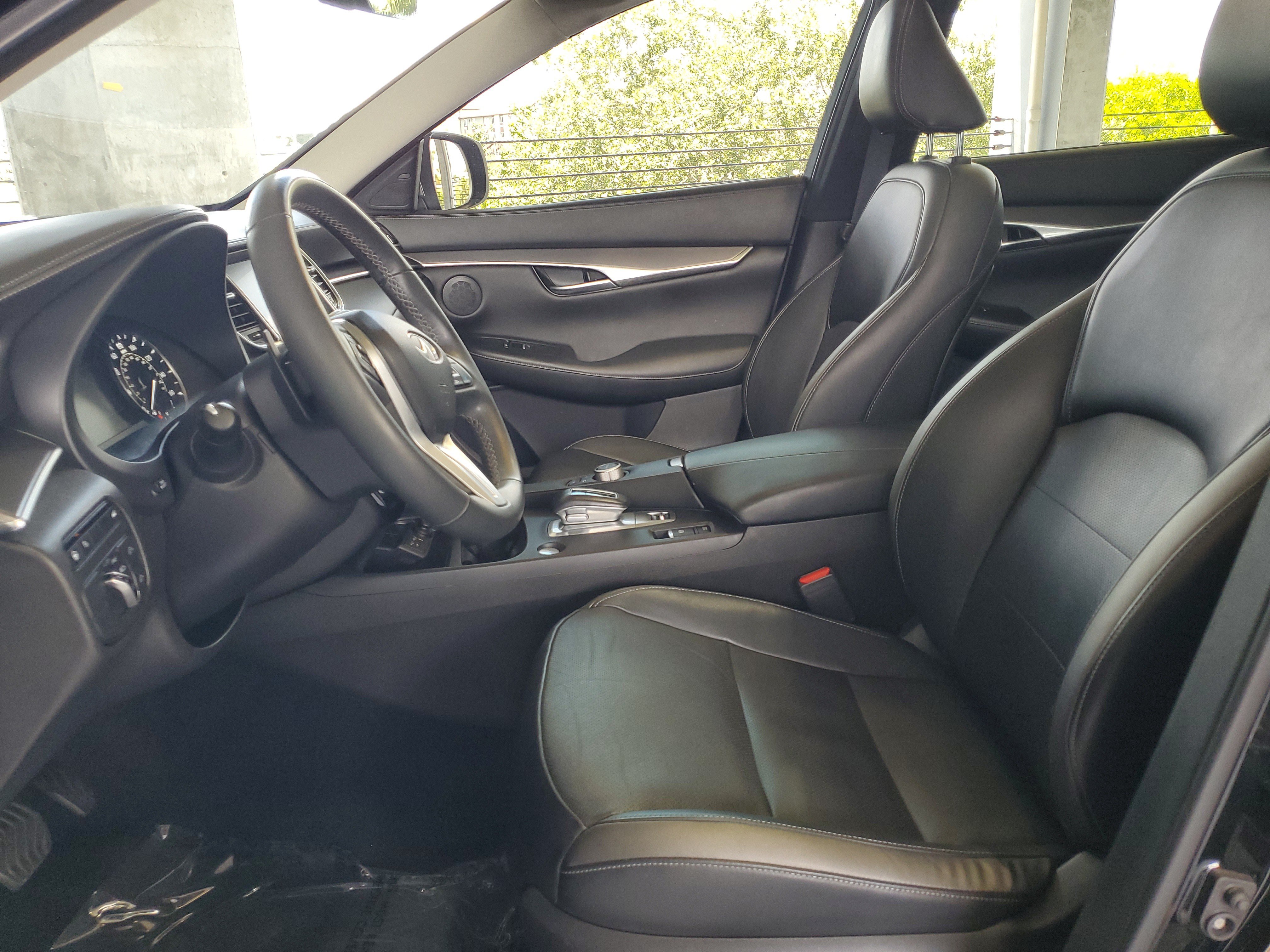 Used 2023 INFINITI QX50 Luxe FWD image 18
