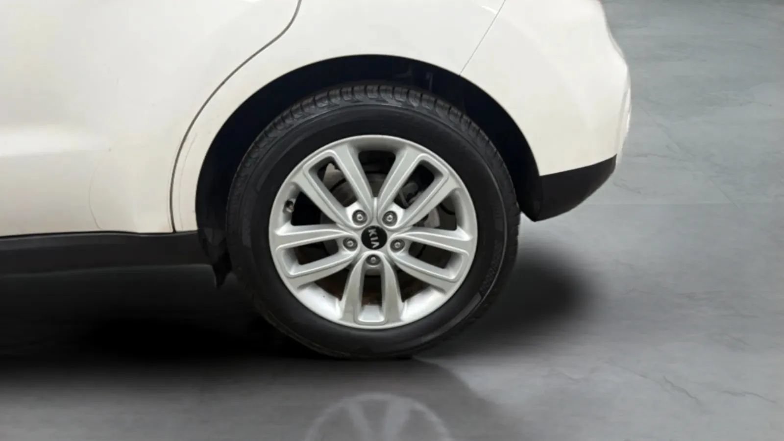 Used 2019 Kia Soul + FWD image 26