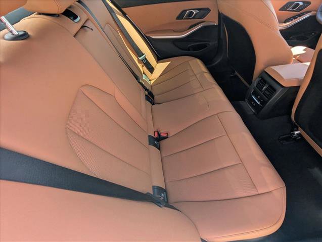 Certified 2025 BMW 330i Sedan w/ Premium Package image 21