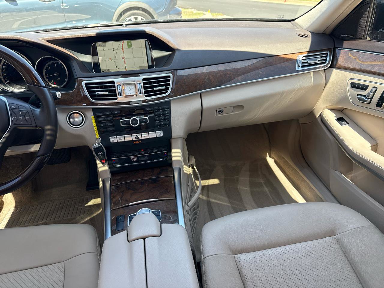Used 2014 Mercedes-Benz E 250 BlueTEC 4MATIC Sedan image 39