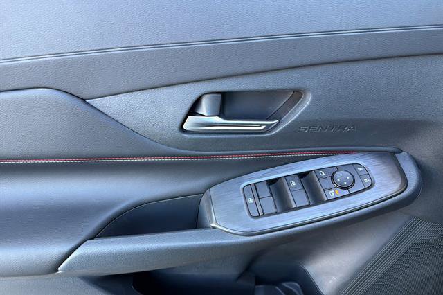 New 2027 Nissan Sentra SR w/ Floor Mat Package FWD image 11