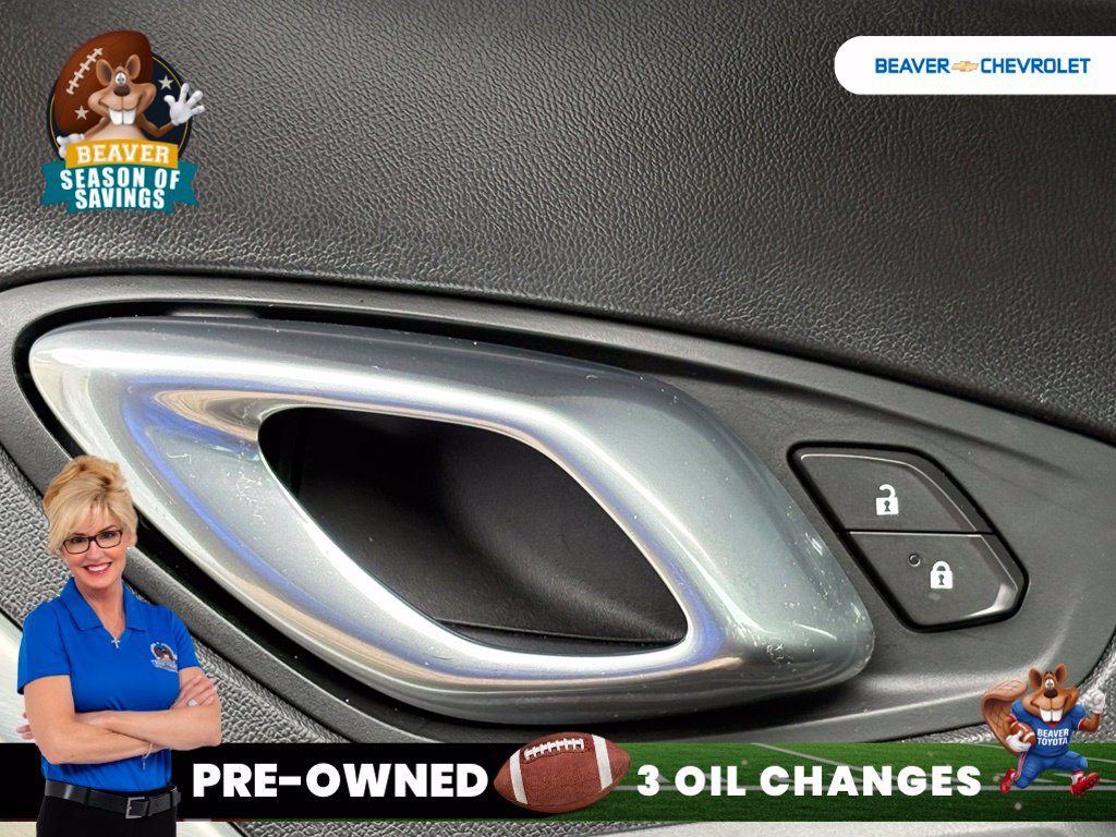 Used 2020 Chevrolet Camaro SS RWD image 32