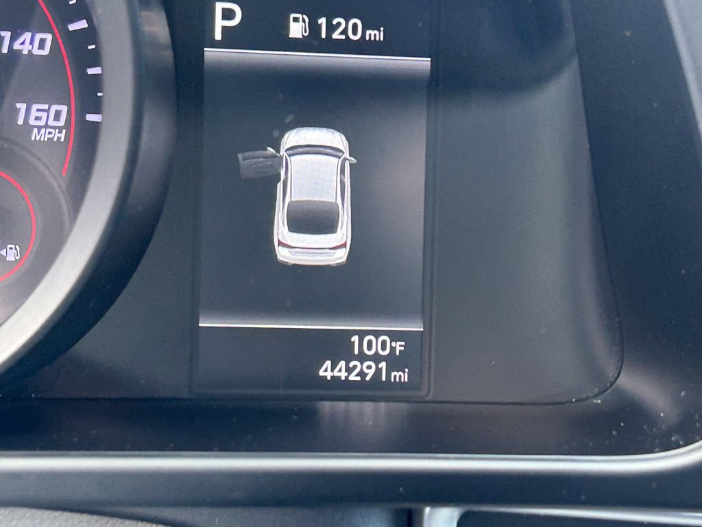 Certified 2023 Hyundai Elantra SEL w/ Preferred Accessory Package FWD image 32
