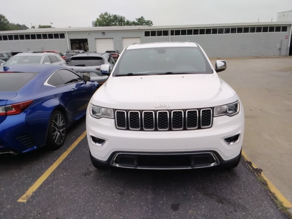 Used 2021 Jeep Grand Cherokee Limited AWD/4WD image 2