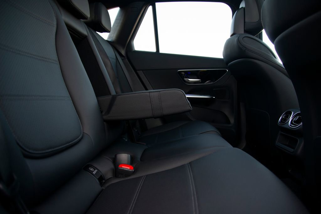 New 2026 Mercedes-Benz GLC 300 4MATIC image 14