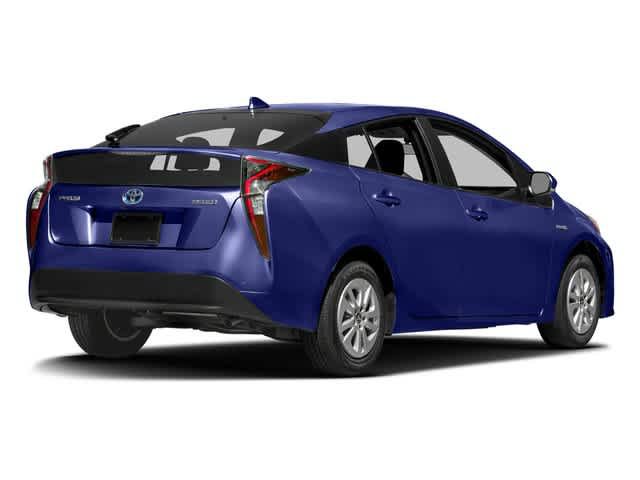 Used 2017 Toyota Prius Four FWD image 2