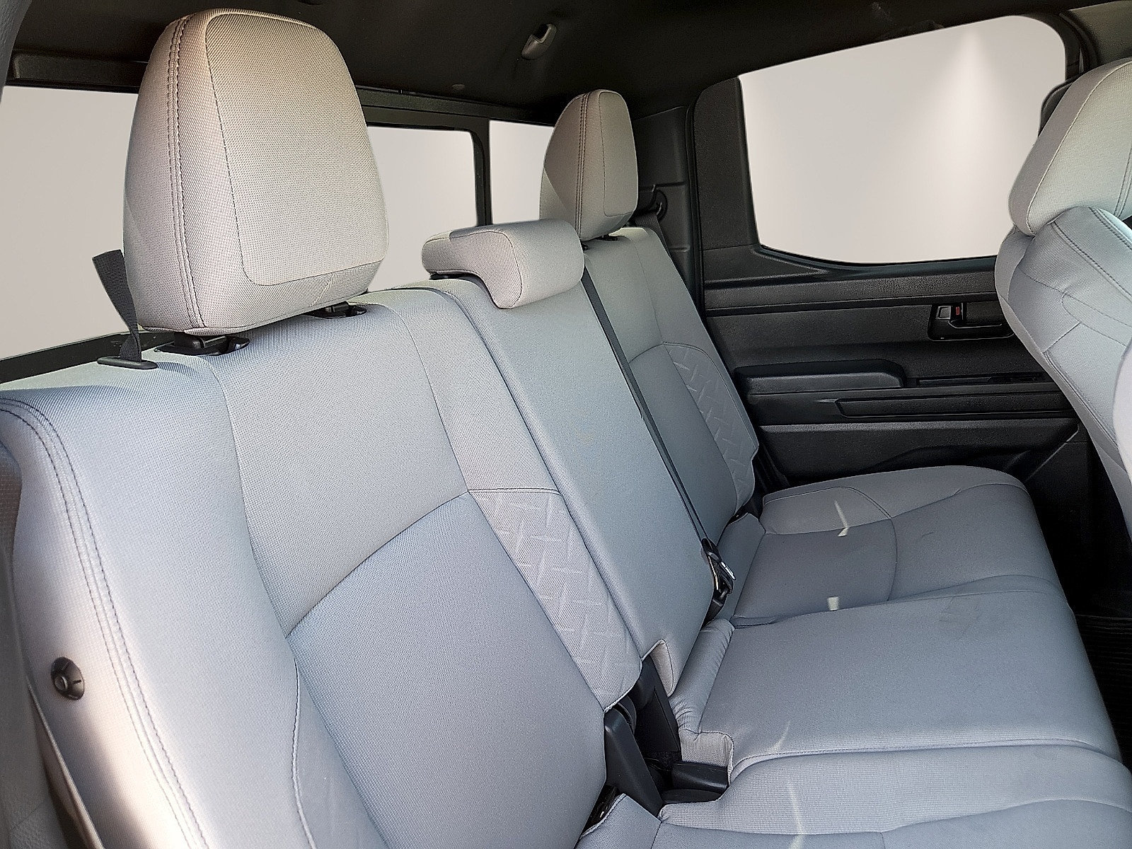 Used 2024 Toyota Tacoma SR5 w/ SR5 Upgrade Package AWD/4WD image 9