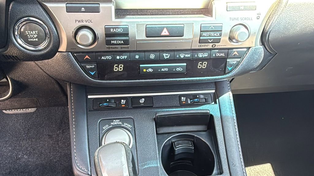 Used 2017 Lexus ES 350 w/ Navigation System Package image 24