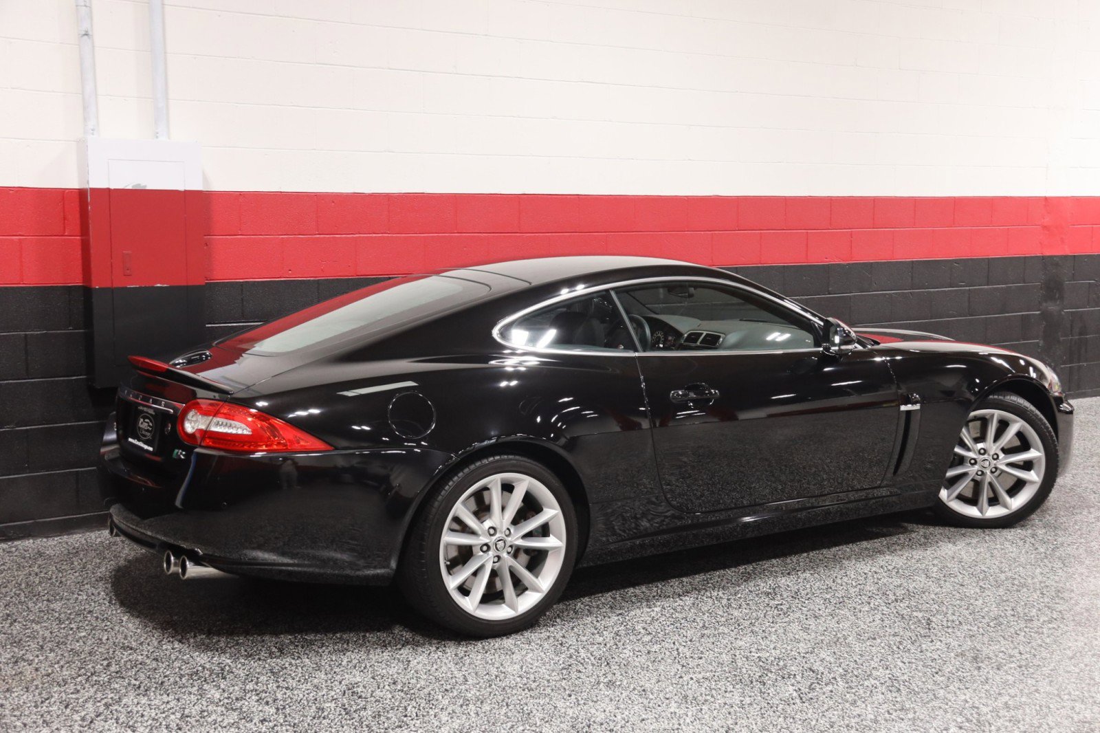 Used 2011 Jaguar XKR R image 8