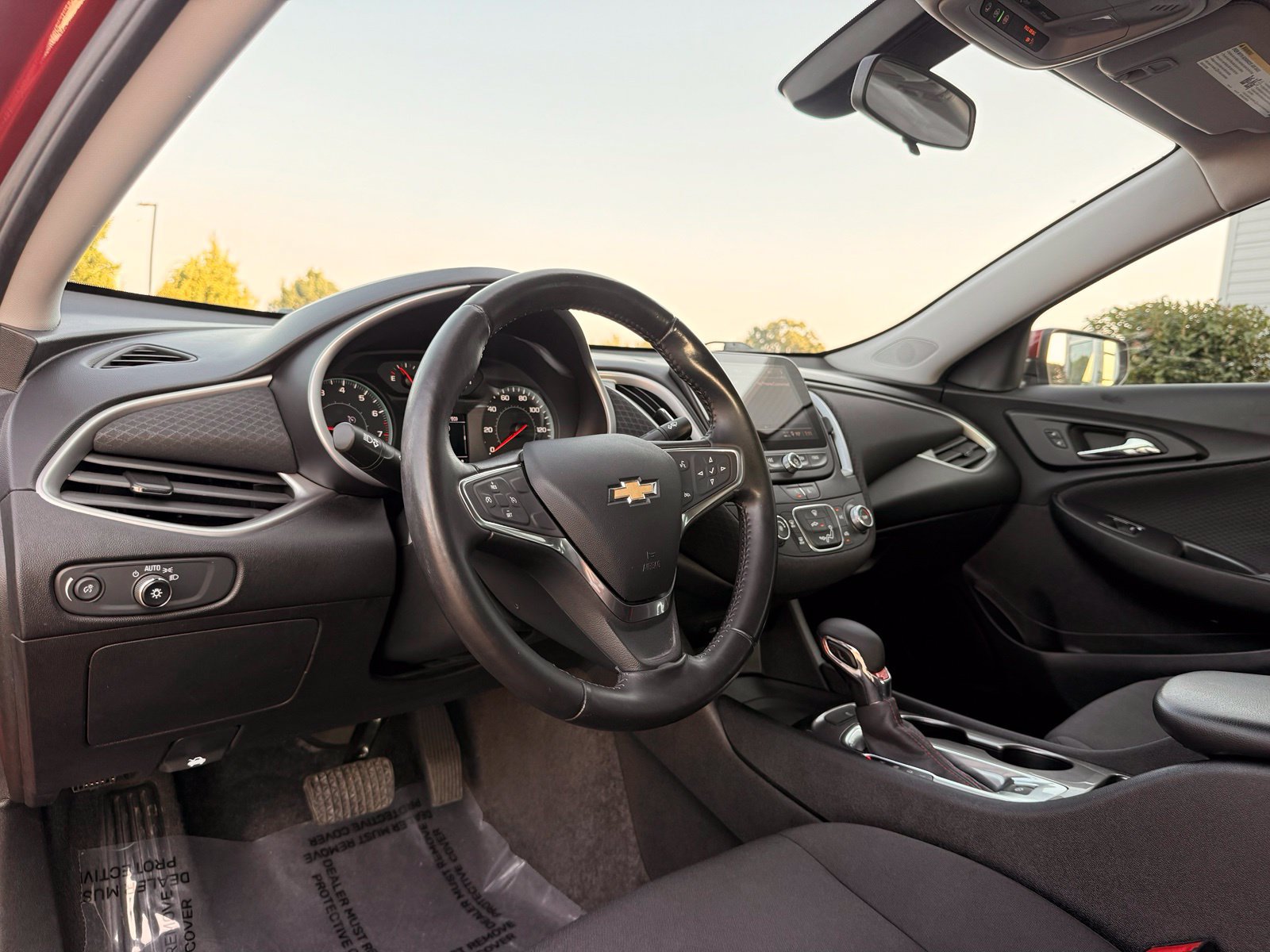 Used 2022 Chevrolet Malibu RS FWD image 15