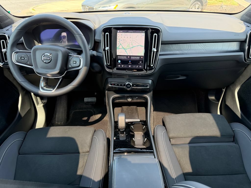 Certified 2023 Volvo C40 P8 Recharge Ultimate AWD/4WD image 2