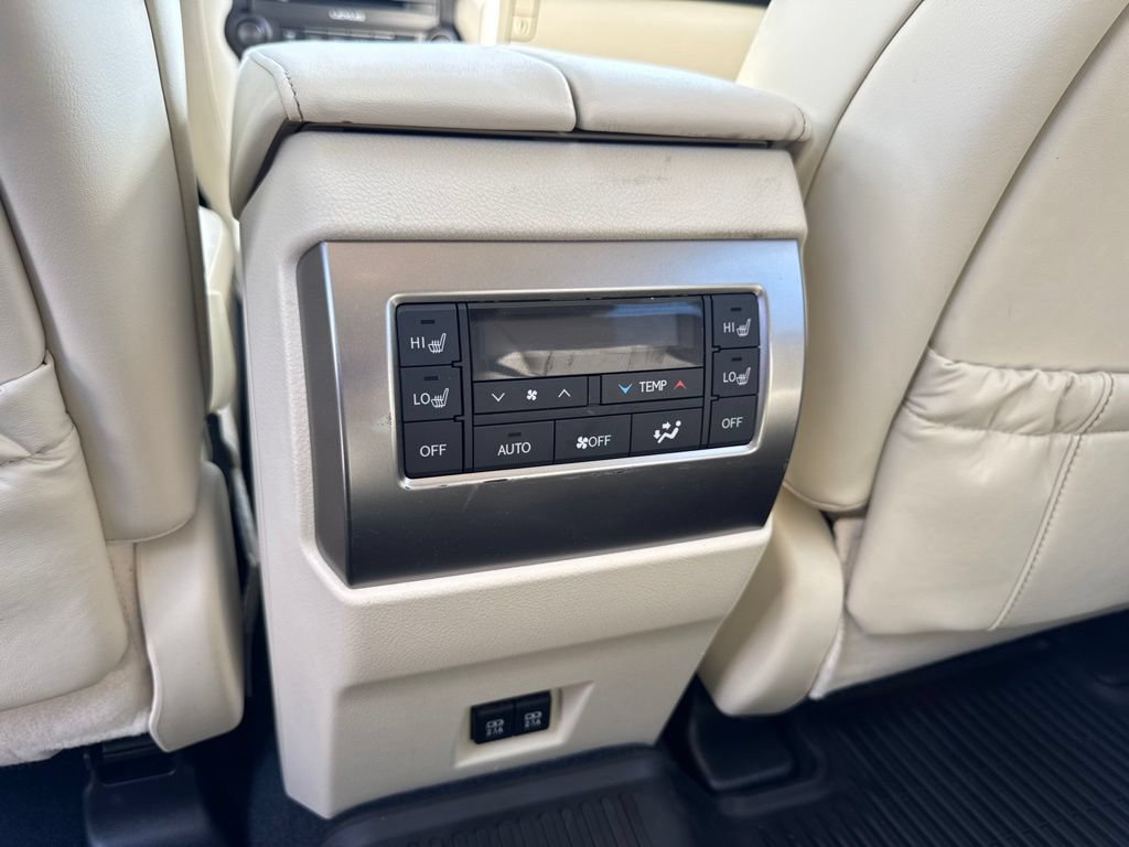 Used 2022 Lexus GX 460 Luxury w/ Sport Design Package AWD/4WD image 25