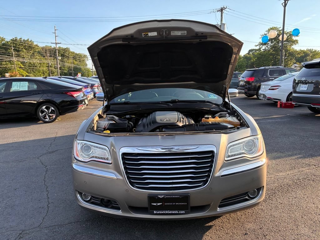 Used 2014 Chrysler 300 C w/ Beats Audio Group RWD image 10
