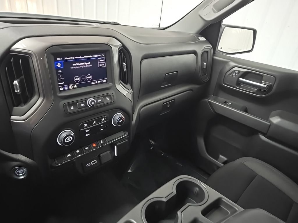 Used 2024 Chevrolet Silverado 1500 Custom image 25