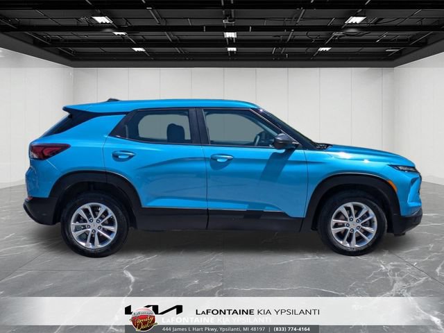 Used 2025 Chevrolet TrailBlazer LS FWD image 6