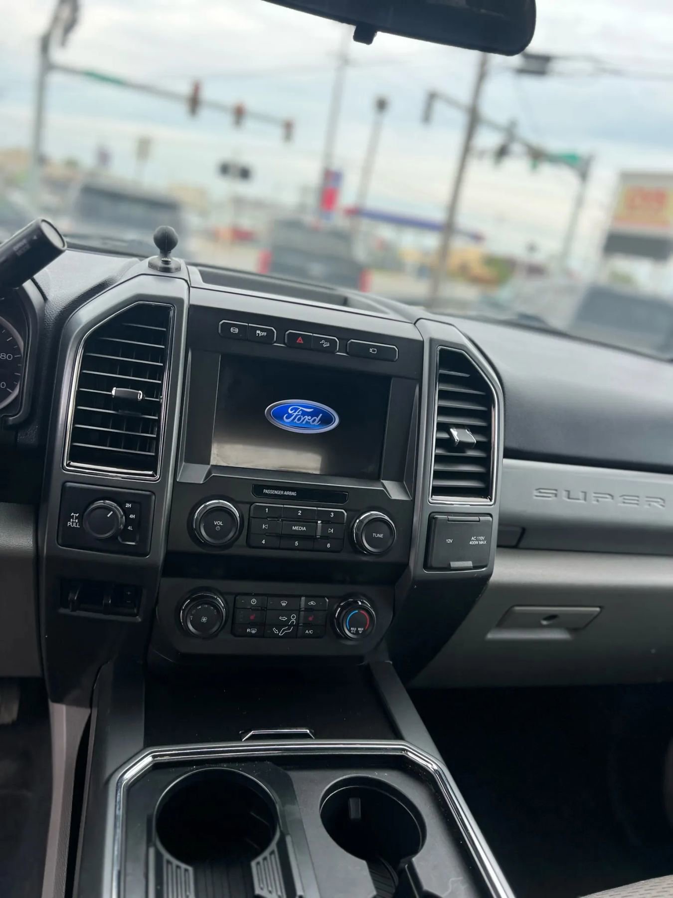 Used 2021 Ford F250 XLT w/ XLT Premium Package image 15