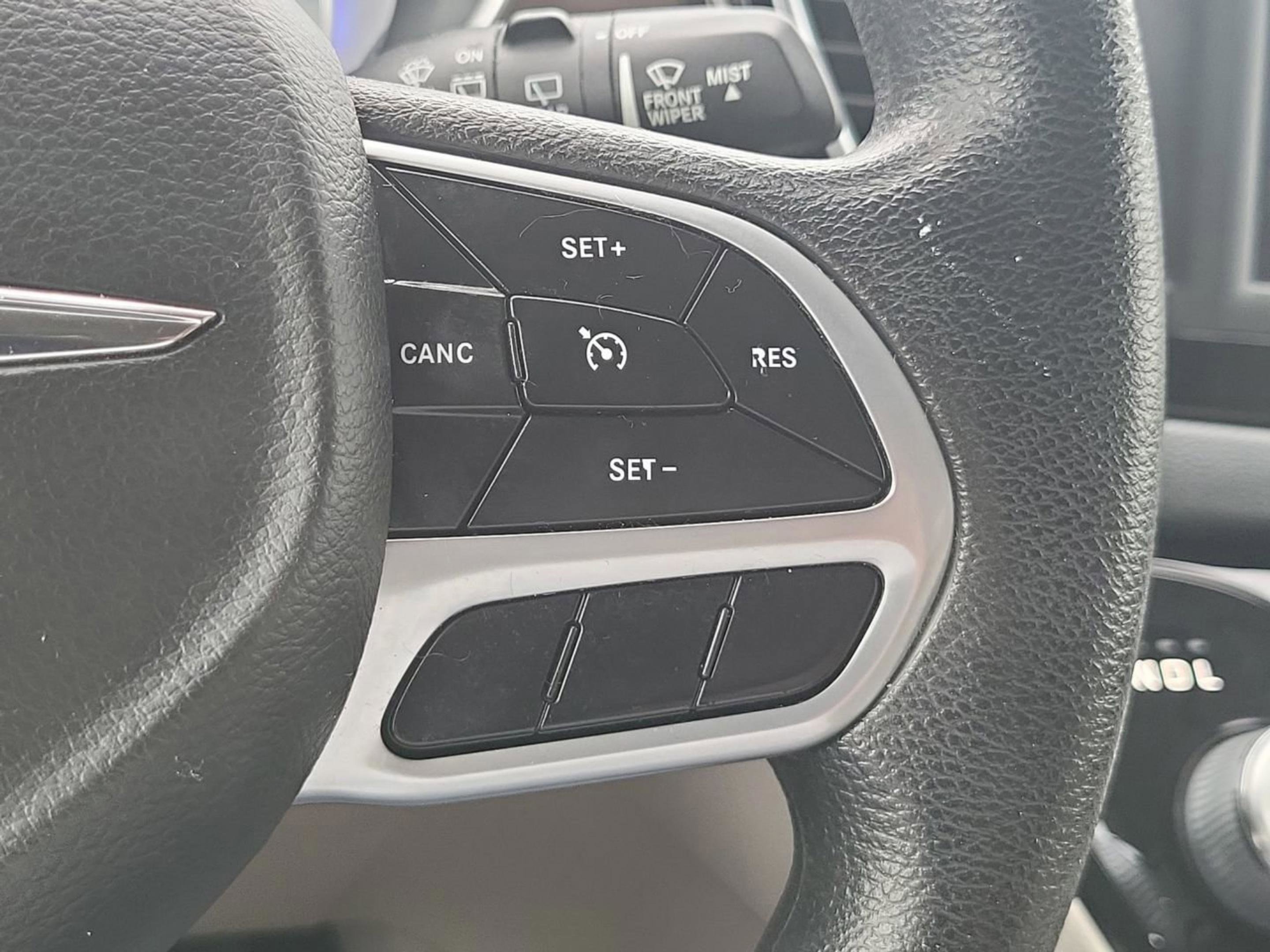 Used 2021 Chrysler Voyager Lxi image 26