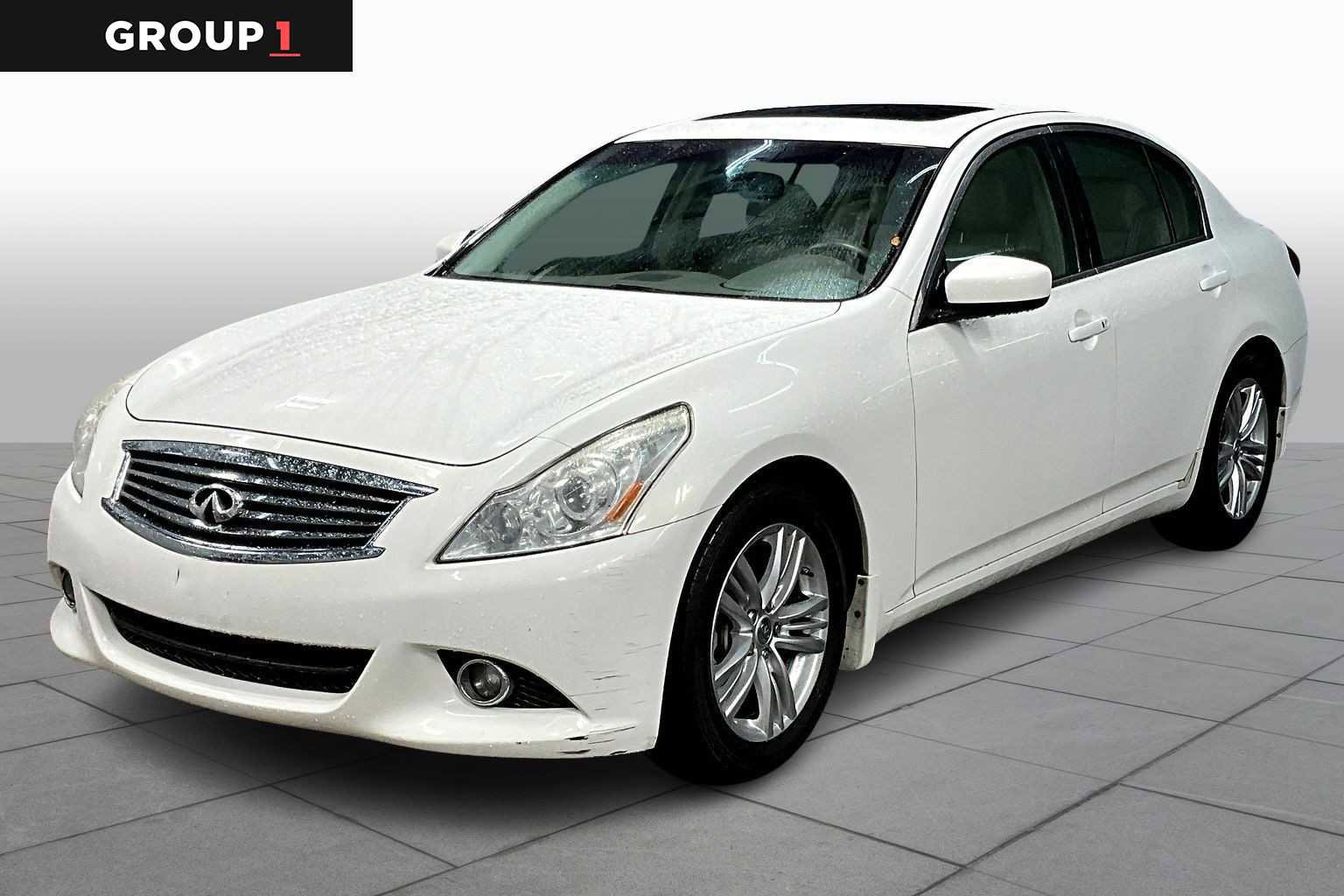 Used 2013 INFINITI G37 Journey w/ Premium Pkg