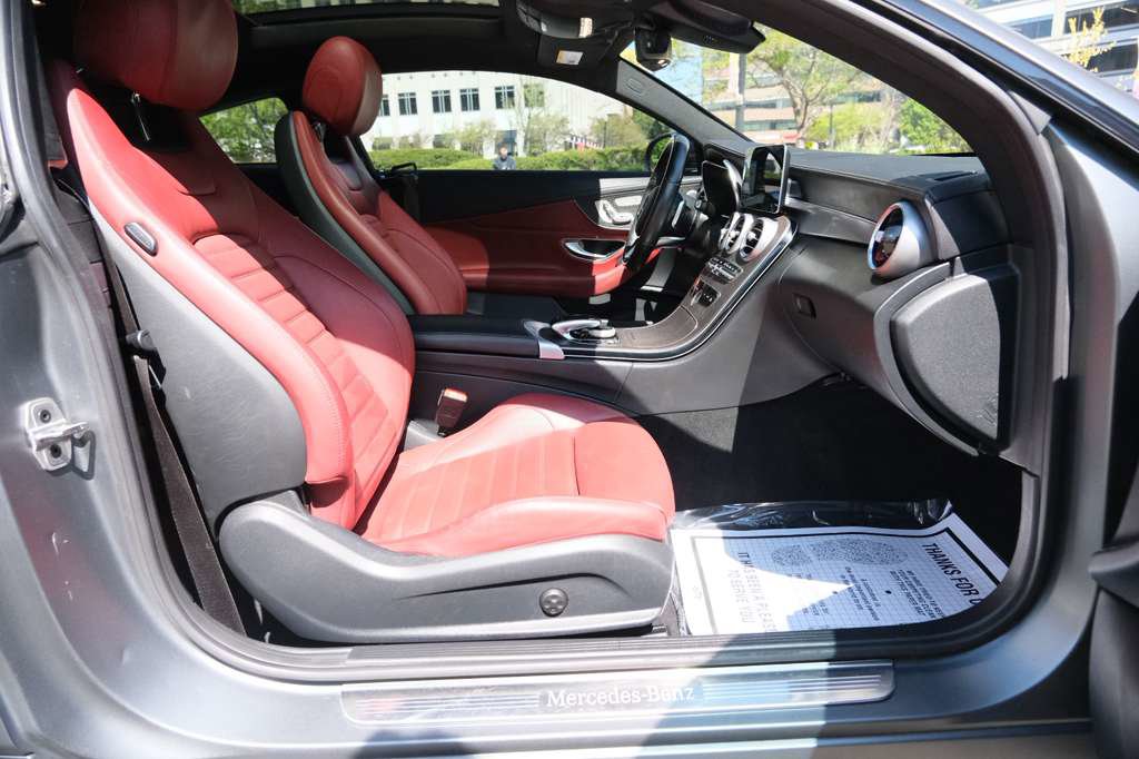 Used 2022 Mercedes-Benz C 300 Coupe image 24