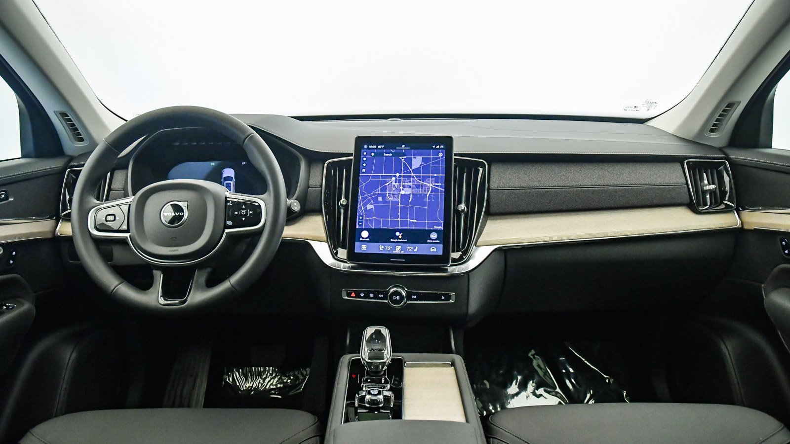 Certified 2025 Volvo XC90 B6 Core w/ Protection Package Premier image 14