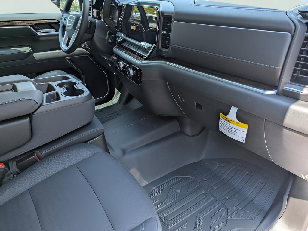 New 2026 GMC Sierra 1500 Elevation image 17