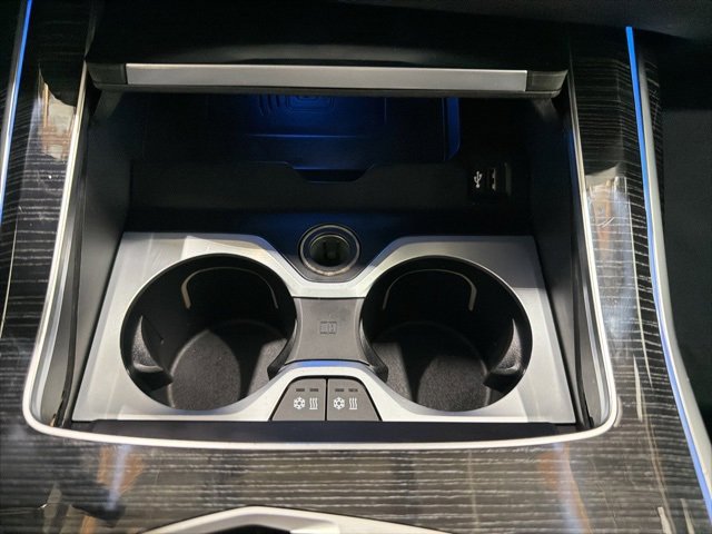 Used 2025 BMW X7 xDrive40i w/ Executive Package image 42