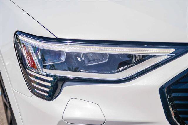 Certified 2023 Audi e-tron Premium Plus w/ Premium Plus Package AWD/4WD image 12