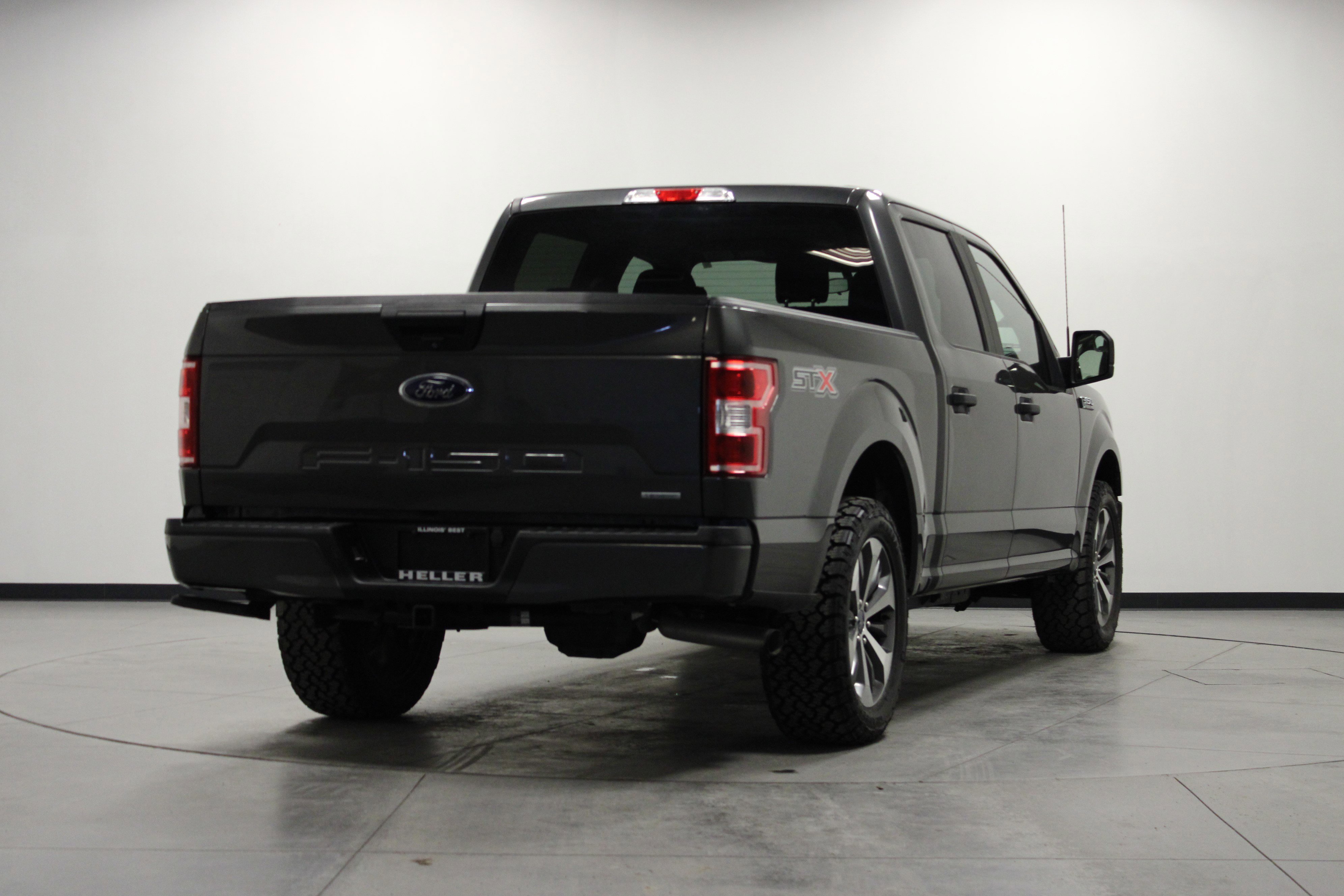 Used 2019 Ford F150 XL image 4
