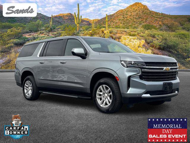 Used 2023 Chevrolet Suburban LT RWD image 1