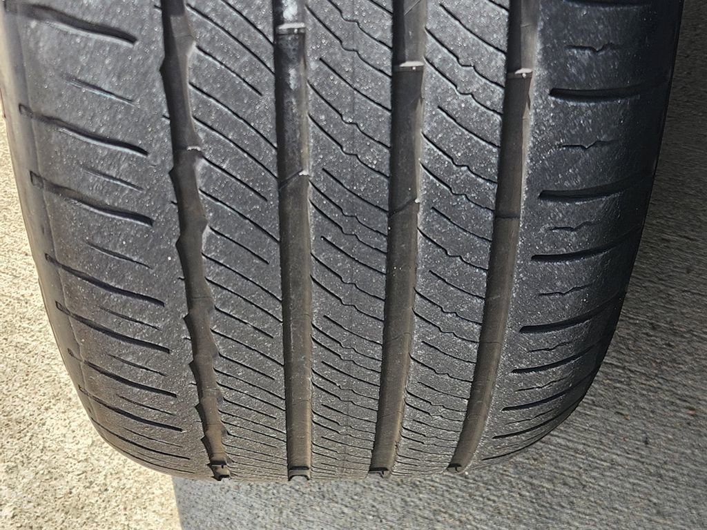 Used 2020 Toyota Sienna XLE Premium w/ Carpet Mat Package AWD/4WD image 11