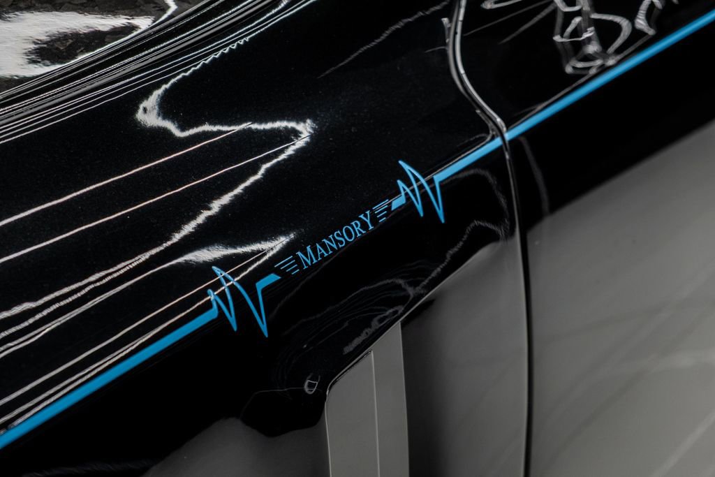 Used 2025 Rolls-Royce Phantom Sedan image 23