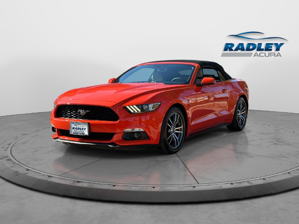 Used 2015 Ford Mustang Premium RWD image 4