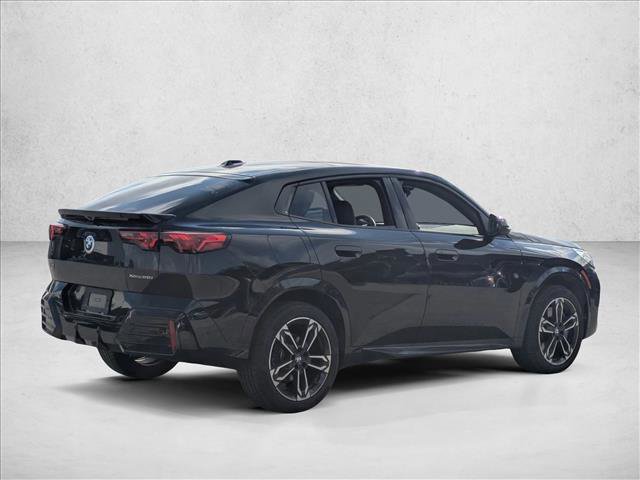 Used 2025 BMW X2 xDrive28i image 5