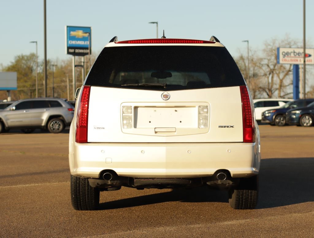 Used 2006 Cadillac SRX w/ Seating Package AWD/4WD image 6