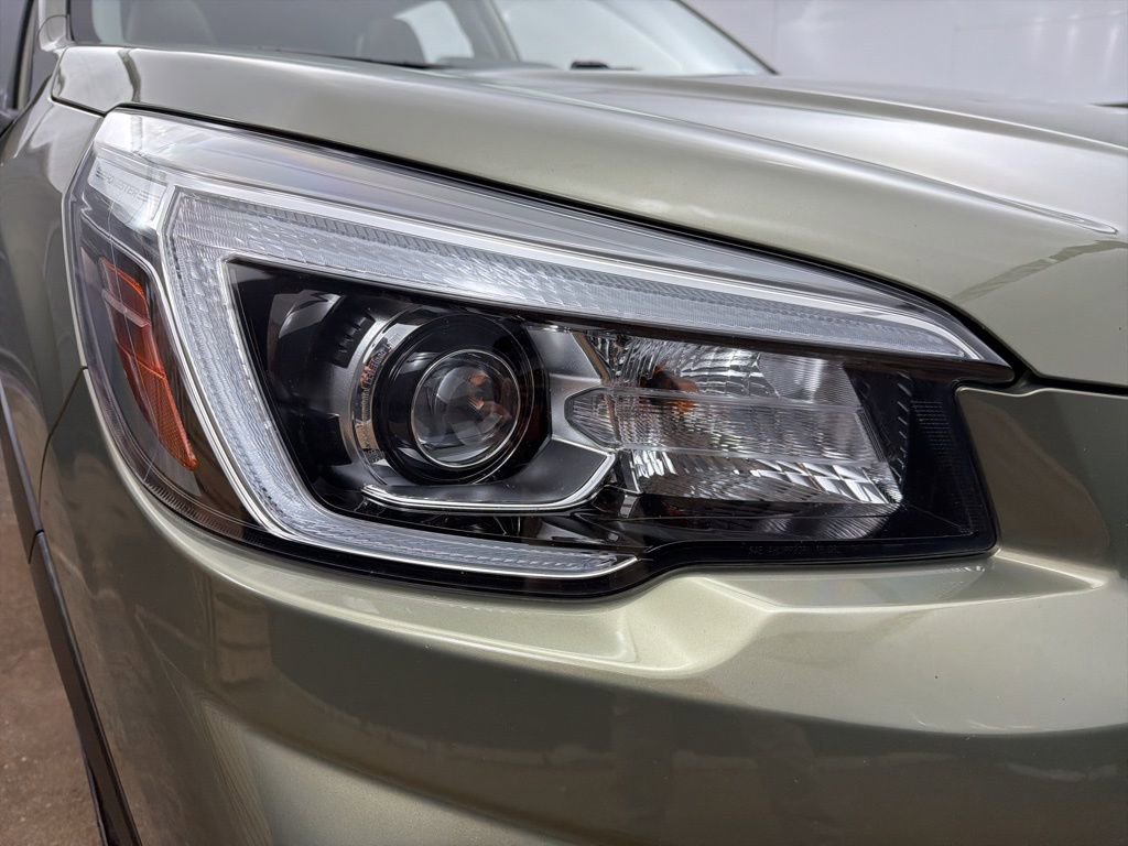 Used 2020 Subaru Forester Touring image 33