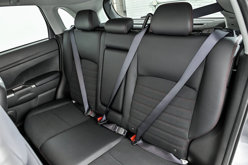 New 2027 Mitsubishi Outlander Sport SE AWD/4WD image 16