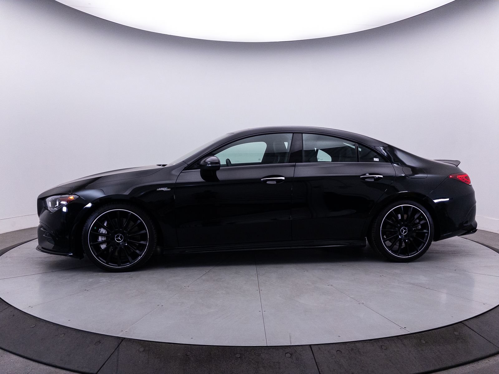 Used 2021 Mercedes-Benz CLA 35 AMG 4MATIC image 46