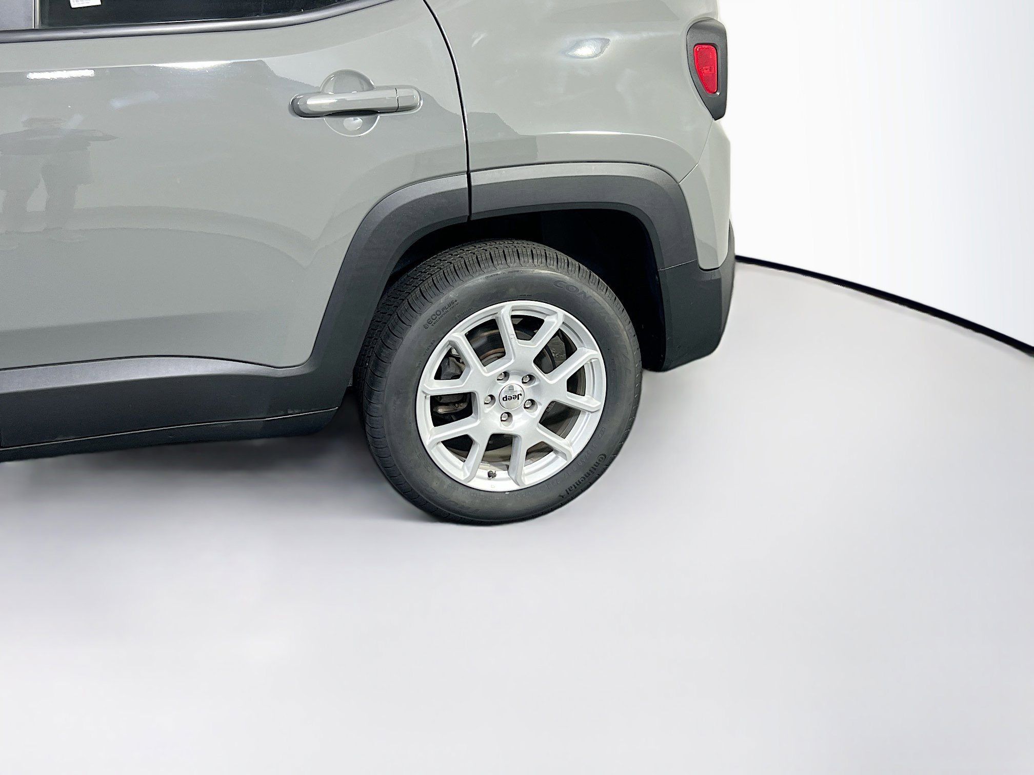 Used 2022 Jeep Renegade Latitude w/ Convenience Group image 30