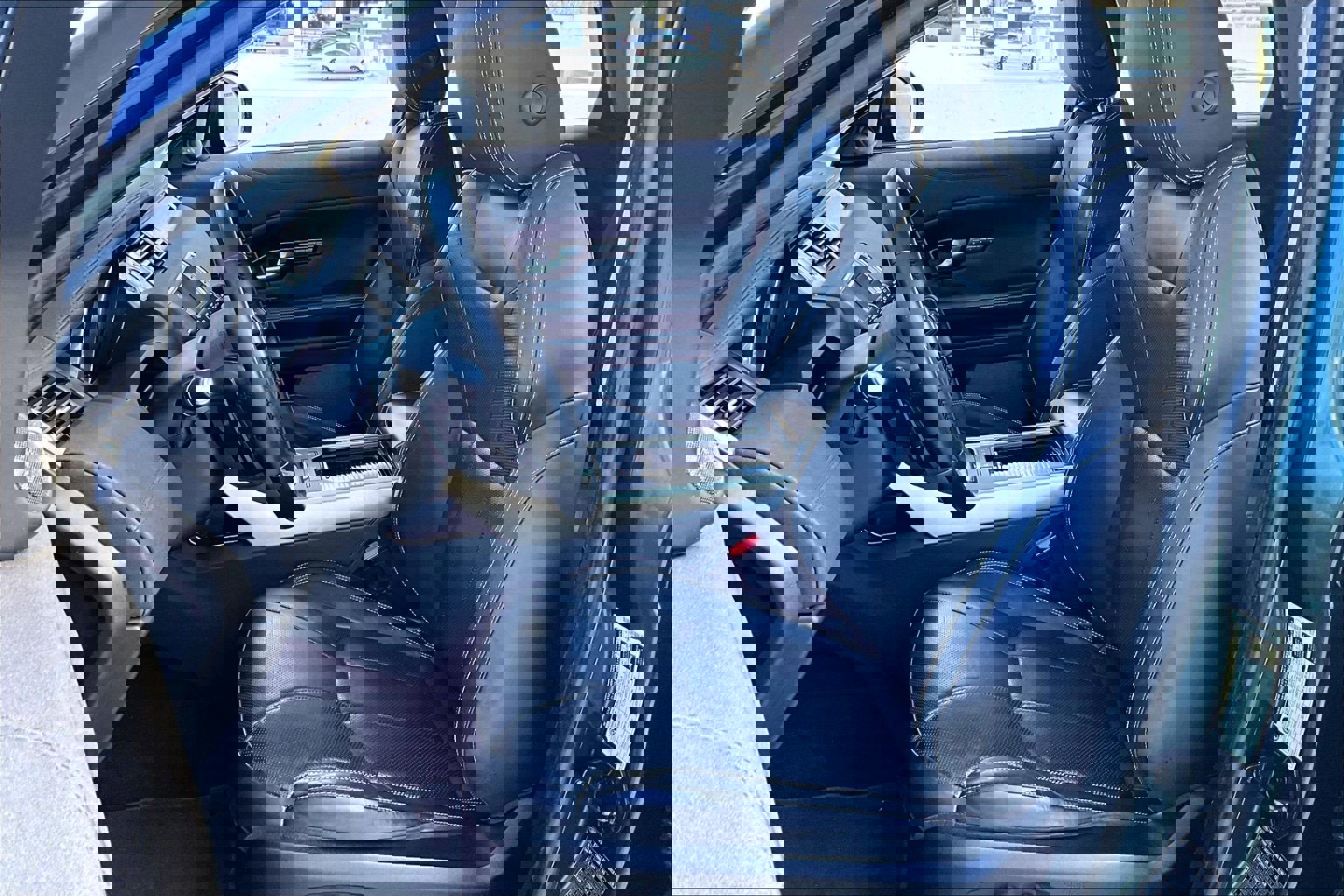 Used 2016 Land Rover Range Rover Evoque HSE image 19