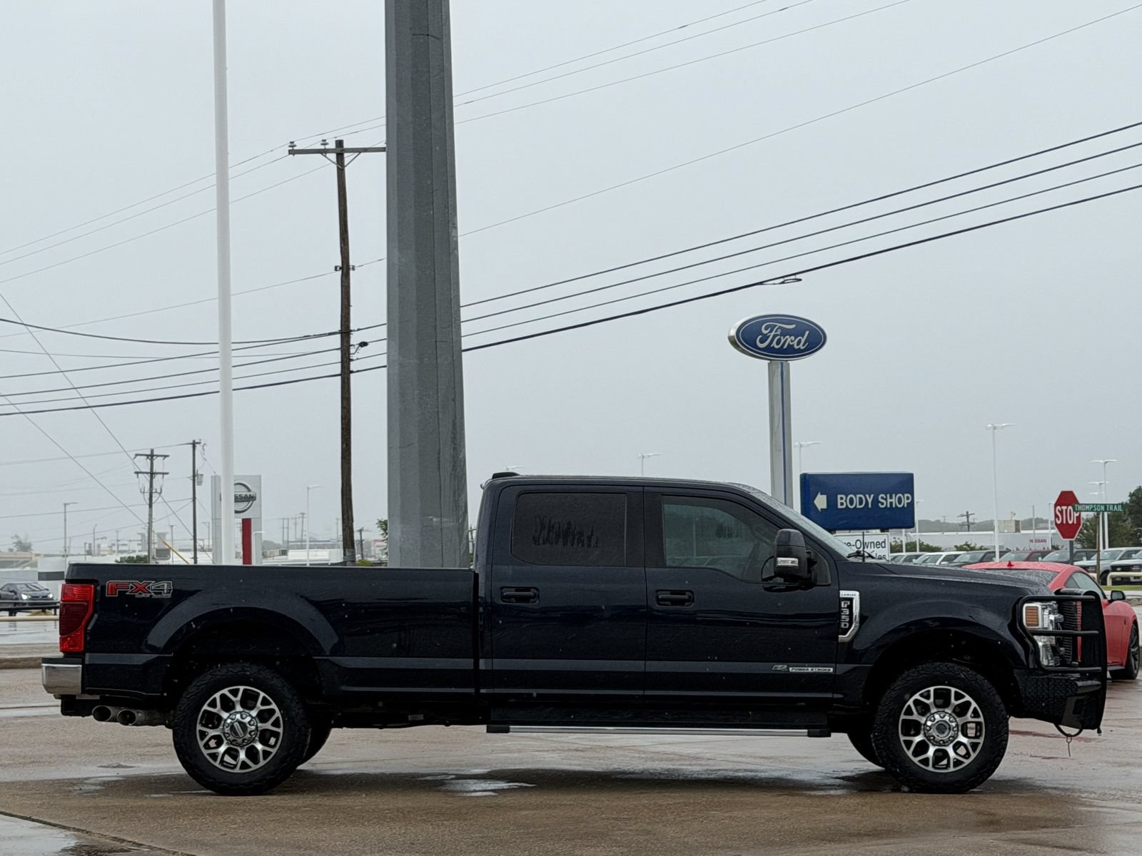 Used 2021 Ford F350 Lariat w/ Lariat Ultimate Package AWD/4WD image 3