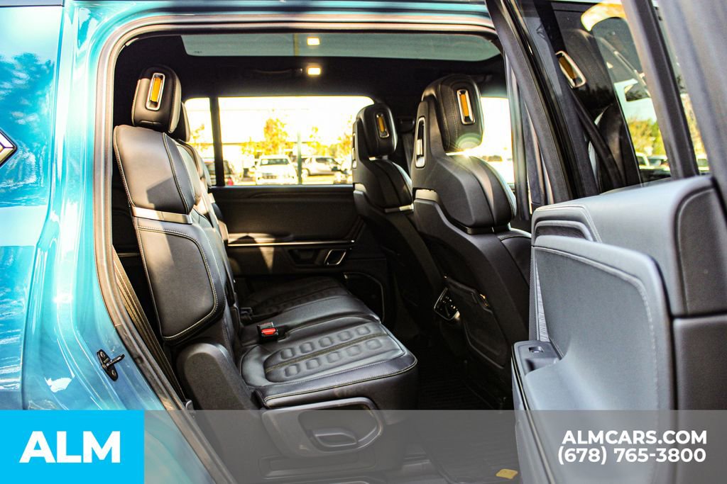 Used 2024 Rivian R1S Adventure image 21