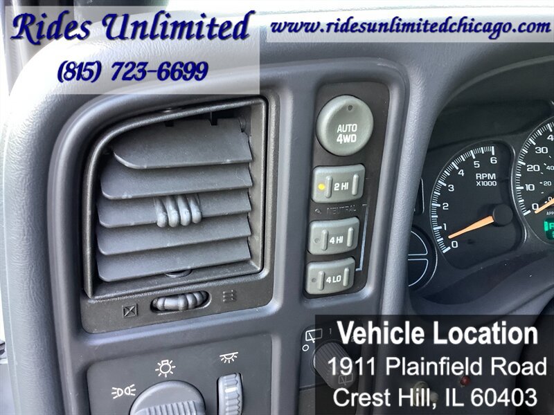 Used 2001 Chevrolet Tahoe LS w/ LS Preferred Equipment Group AWD/4WD image 29