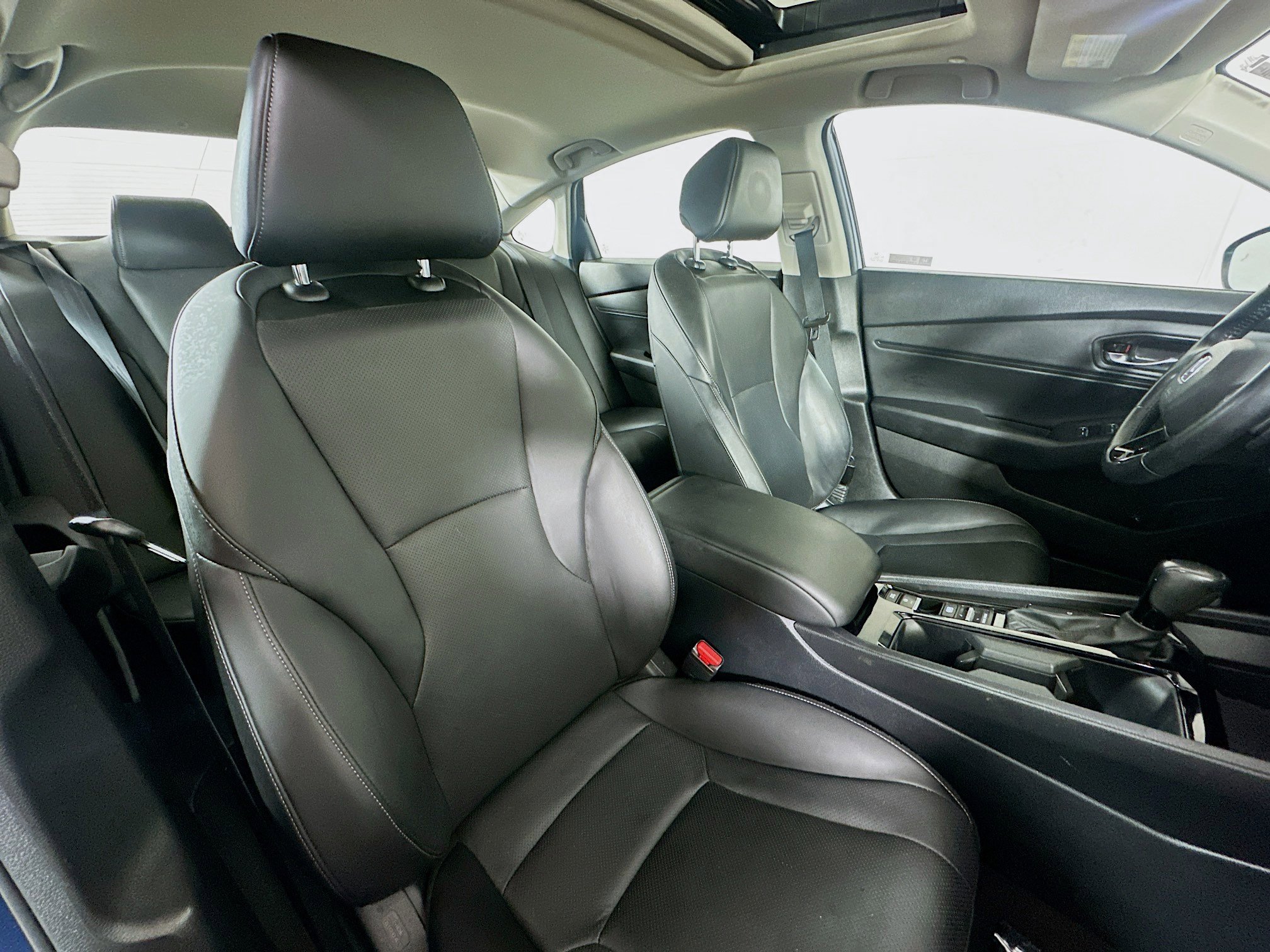 Used 2023 Honda Accord EX-L image 27