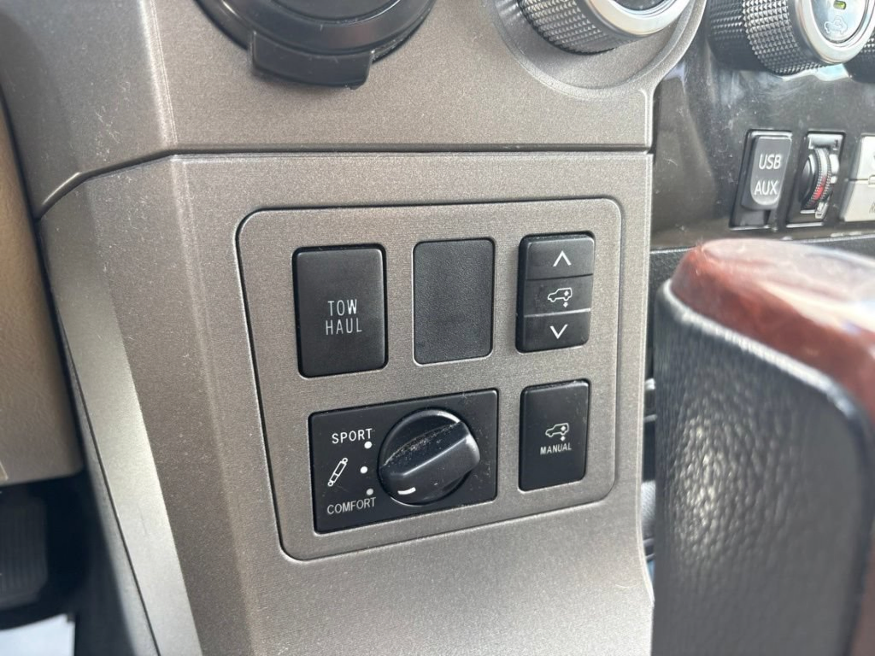 Used 2016 Toyota Sequoia Platinum RWD image 11
