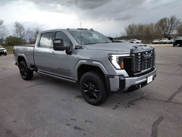 Used 2025 GMC Sierra 2500 Denali Ultimate AWD/4WD image 9