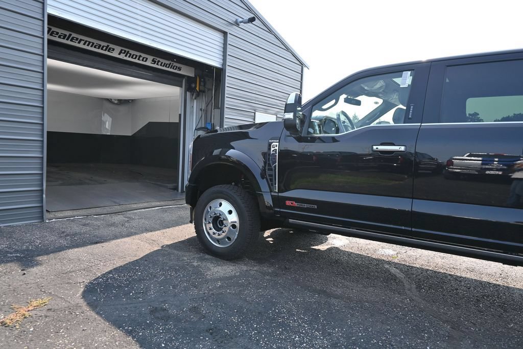 New 2026 Ford F450 Platinum w/ Platinum Plus Package AWD/4WD image 46