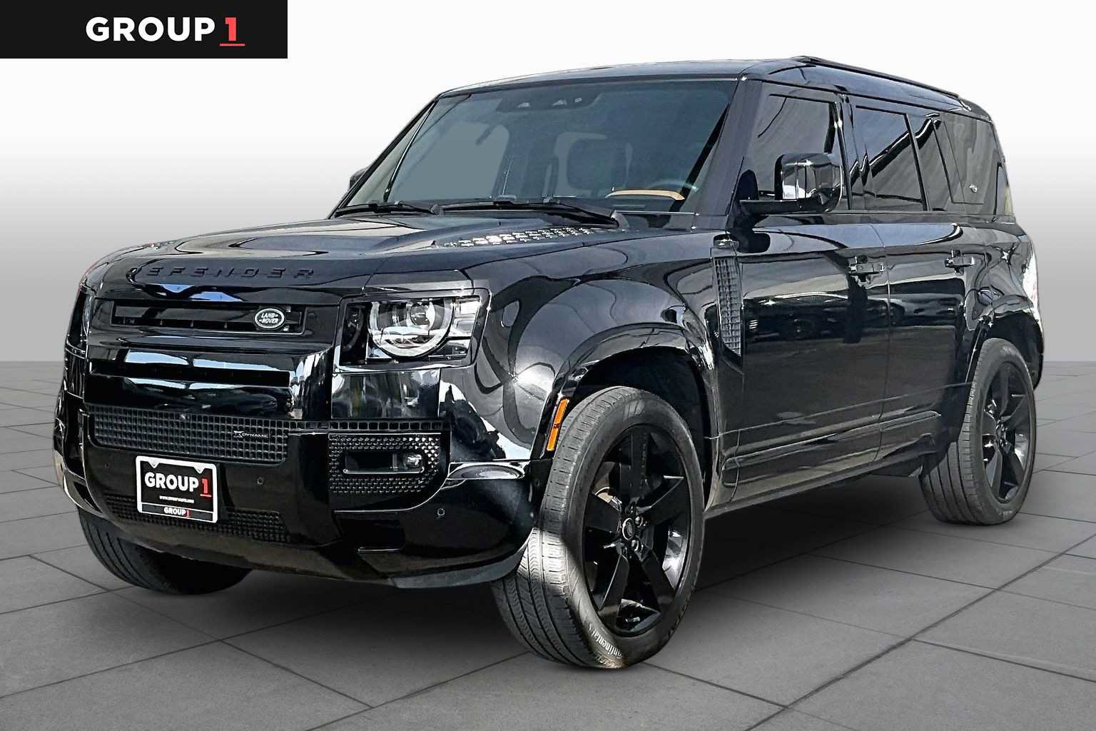 Used 2023 Land Rover Defender 110 X-Dynamic SE AWD/4WD image 1